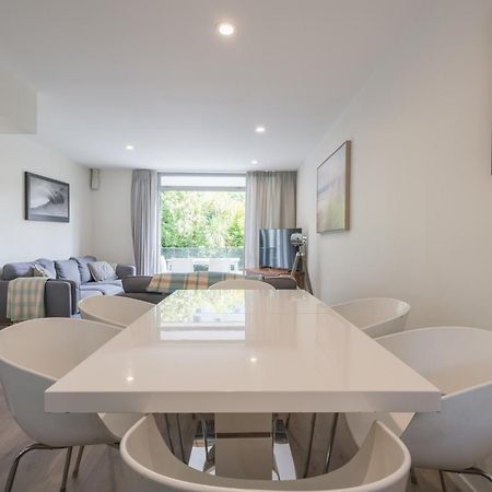 Spacious Home Near Cbd Spa Pool Parking 3Br Оукланд Екстериор снимка