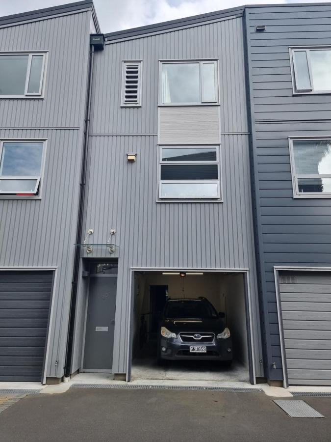 Spacious Home Near Cbd Spa Pool Parking 3Br Оукланд Екстериор снимка